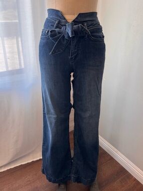 Shyanne Dark Blue High-Waist Wide-Leg Jeans with Waist Tie
